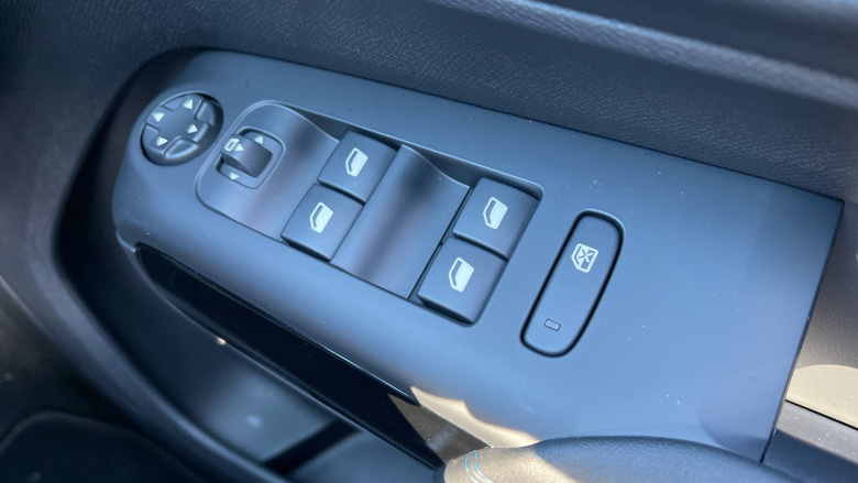 Citroen C5 Aircross 1.2 Hybrid 145 Max Edition 5dr Auto Petrol Hatchback